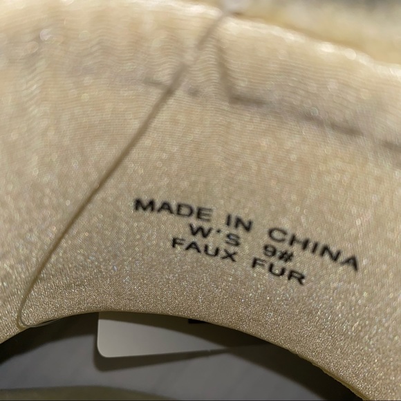 Fila Women’s Fuzzy Sport Slide NWT - Picture 5 of 9